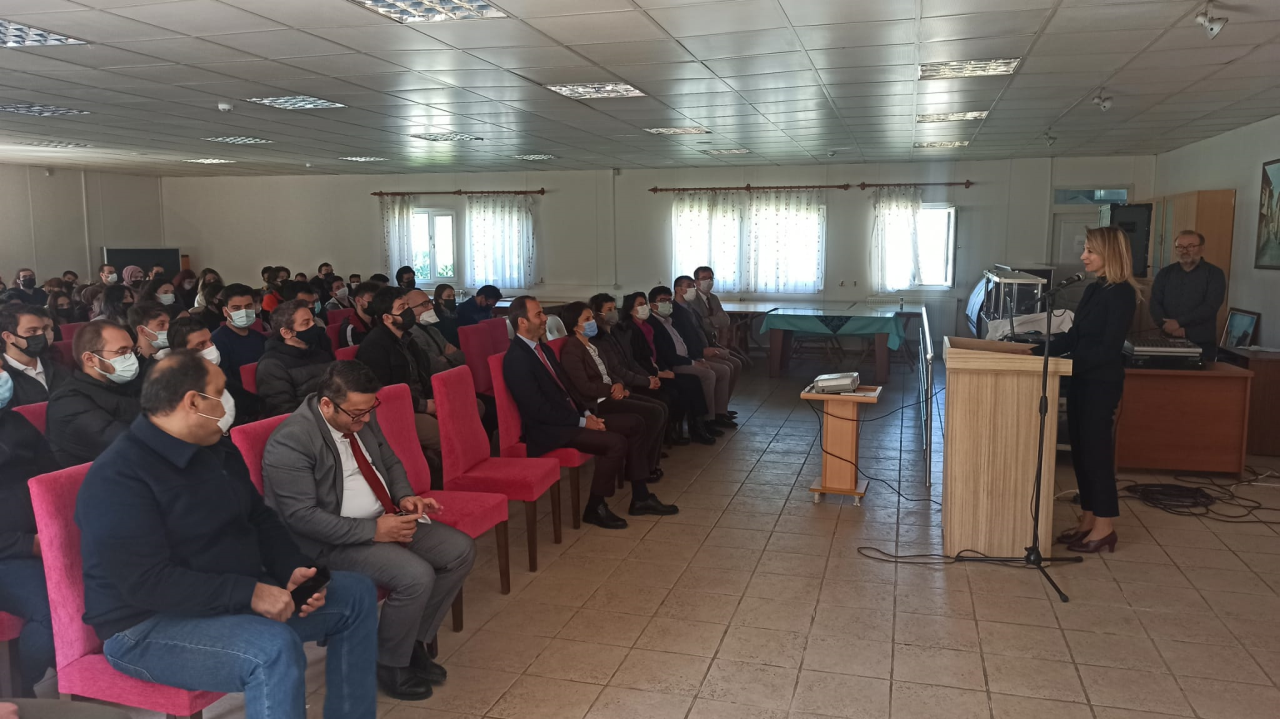 Mehmet Akif  Ersoy ve İstiklal marşı konferansı düzenlendi